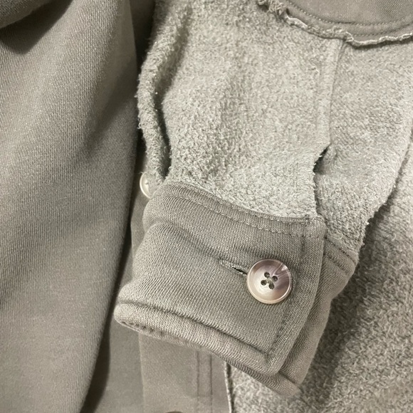 Oak and Ovy Shaket - Picture 2 of 4